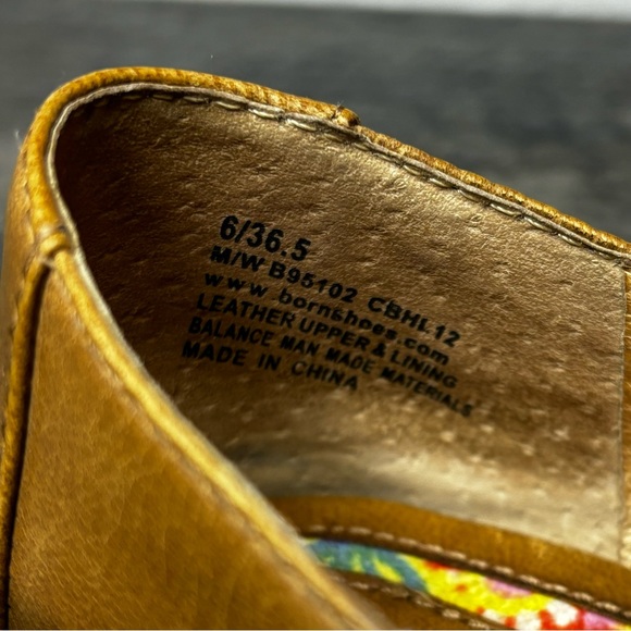 Born round toe flats, 3D flower embellishments, Good used condition - Picture 6 of 15